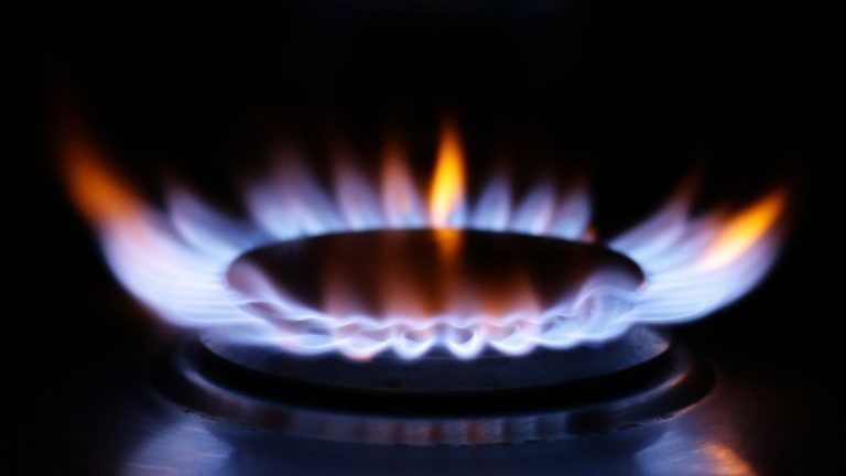 Energy price cap 2024: Bills to fall by £122 from July